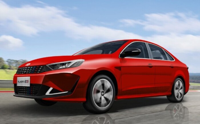 Максимальная скорость на трассе: Vesta 1.8 vs Kaiyi E5 с турбомотором 1.5T